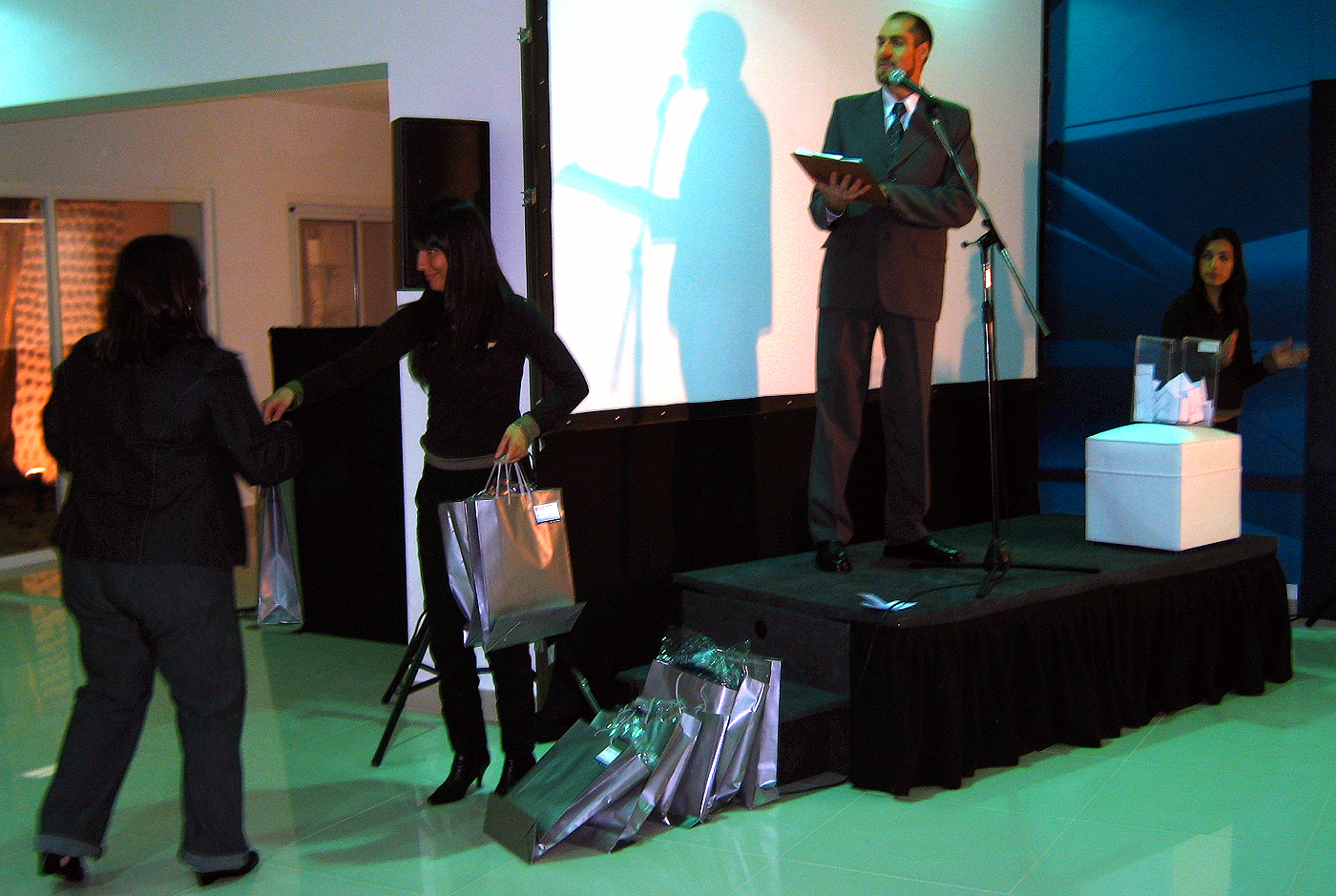 Locución de acto de inauguración